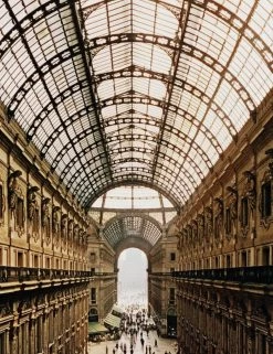 Galleria Vittorio Emanuele II Photography Print By Slim Aarons -Wall Decoration Shop 235525 001 DET 2